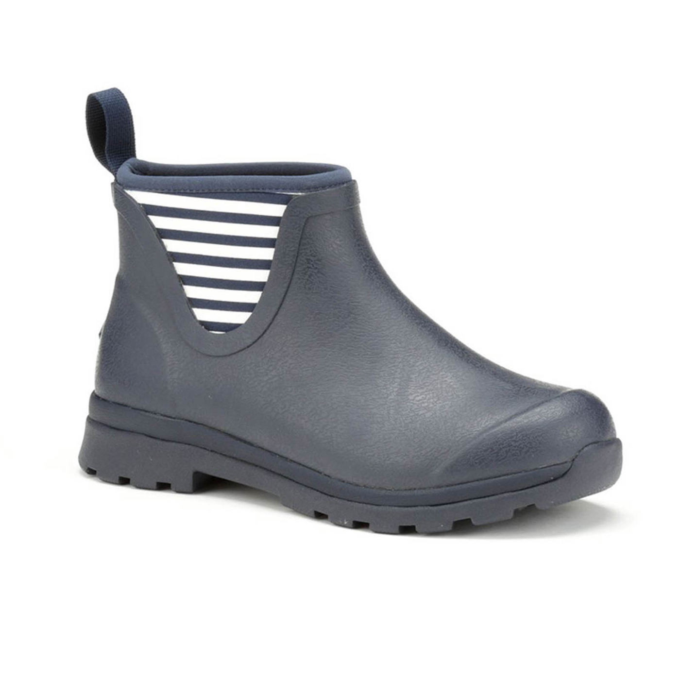 Women's cambridge ankle outlet muck boot
