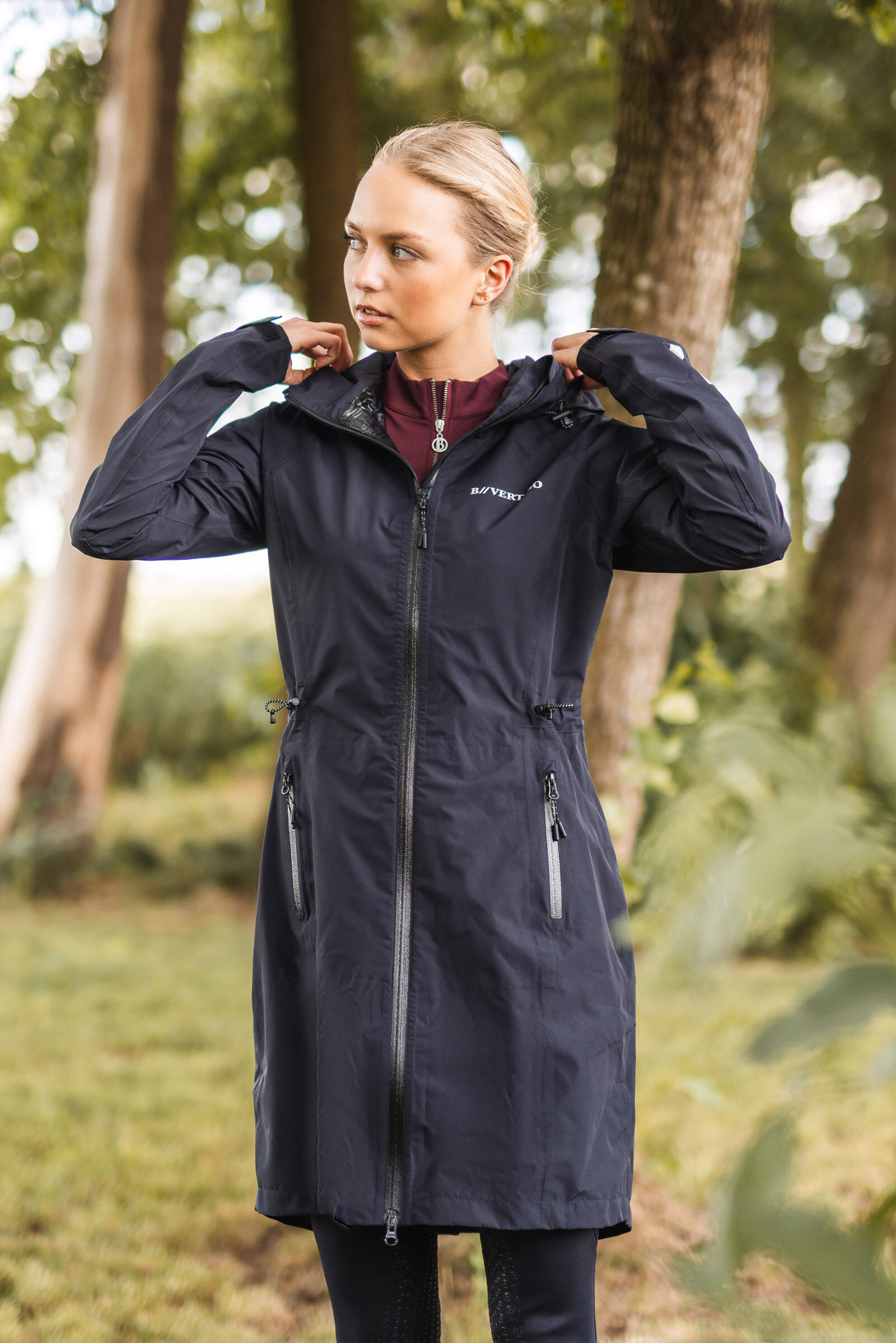Mid length 2025 womens raincoat