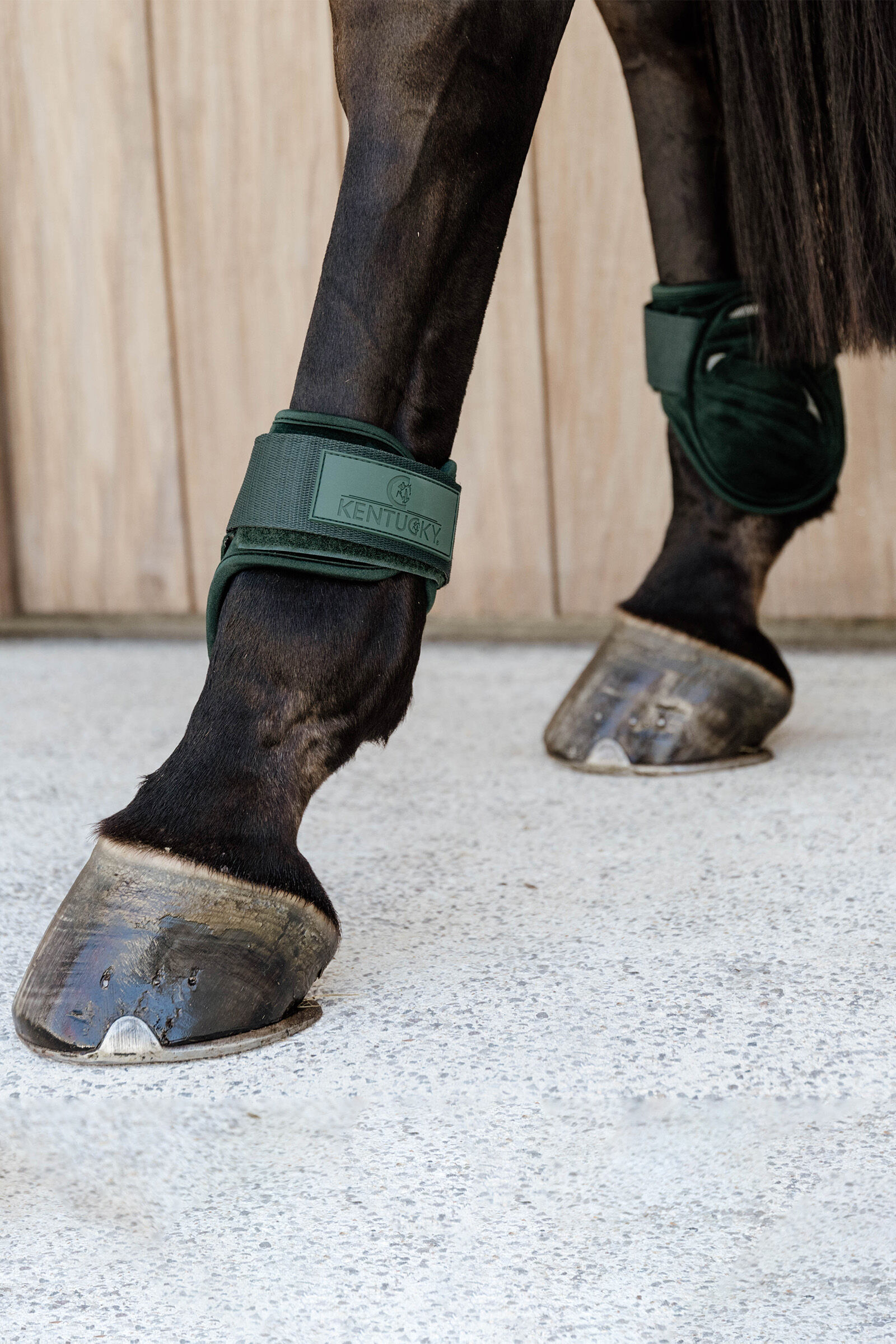 Hunter green horse boots clearance