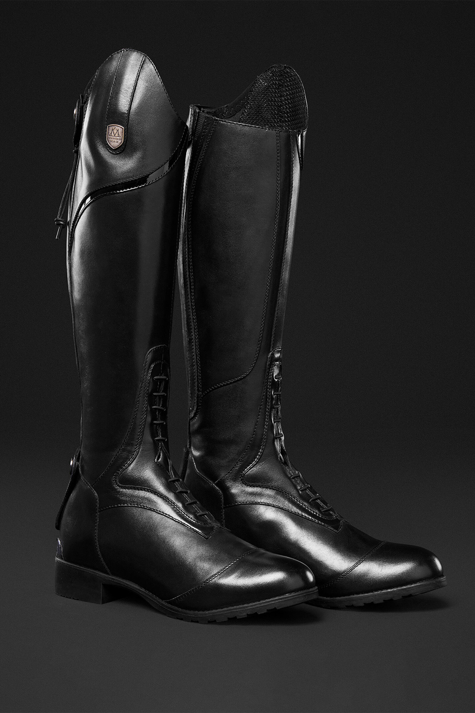 Young girls riding boots 2025